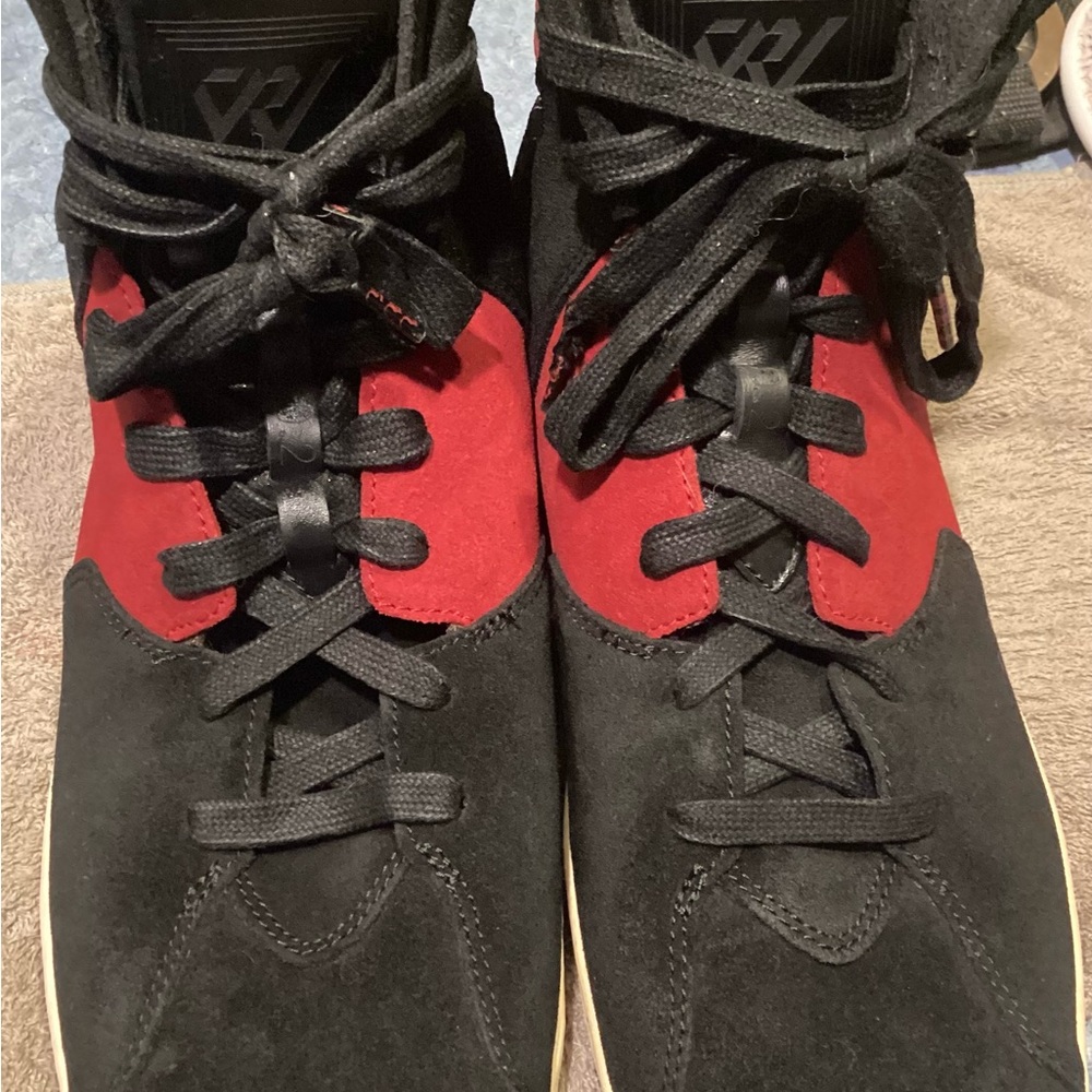 Nike Men’s Black and Red Sneakers